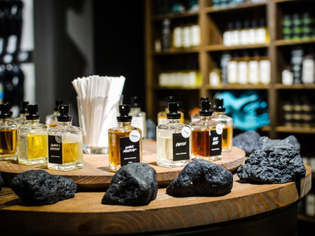 Perfume Layering 101: How to Layer Perfume Oils for a Signature Scent